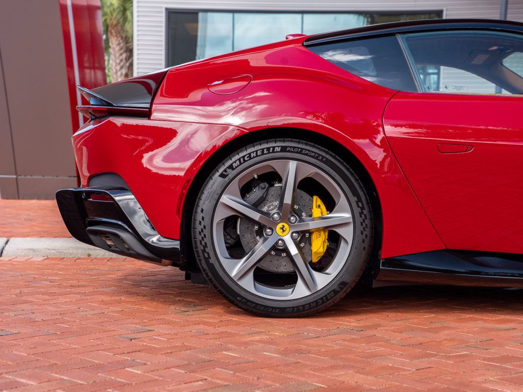 Certified 2025 Ferrari 12Cilindri RWD image 23