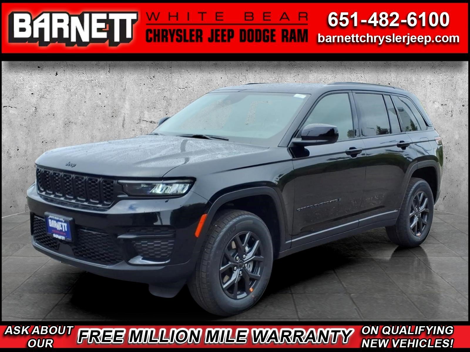 New 2027 Jeep Grand Cherokee Laredo X AWD/4WD image 1