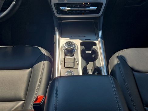 Certified 2023 Ford Explorer XLT w/ Equipment Group 202A AWD/4WD image 20