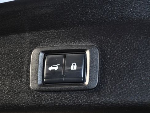 Used 2024 Mitsubishi Outlander SE AWD/4WD image 48