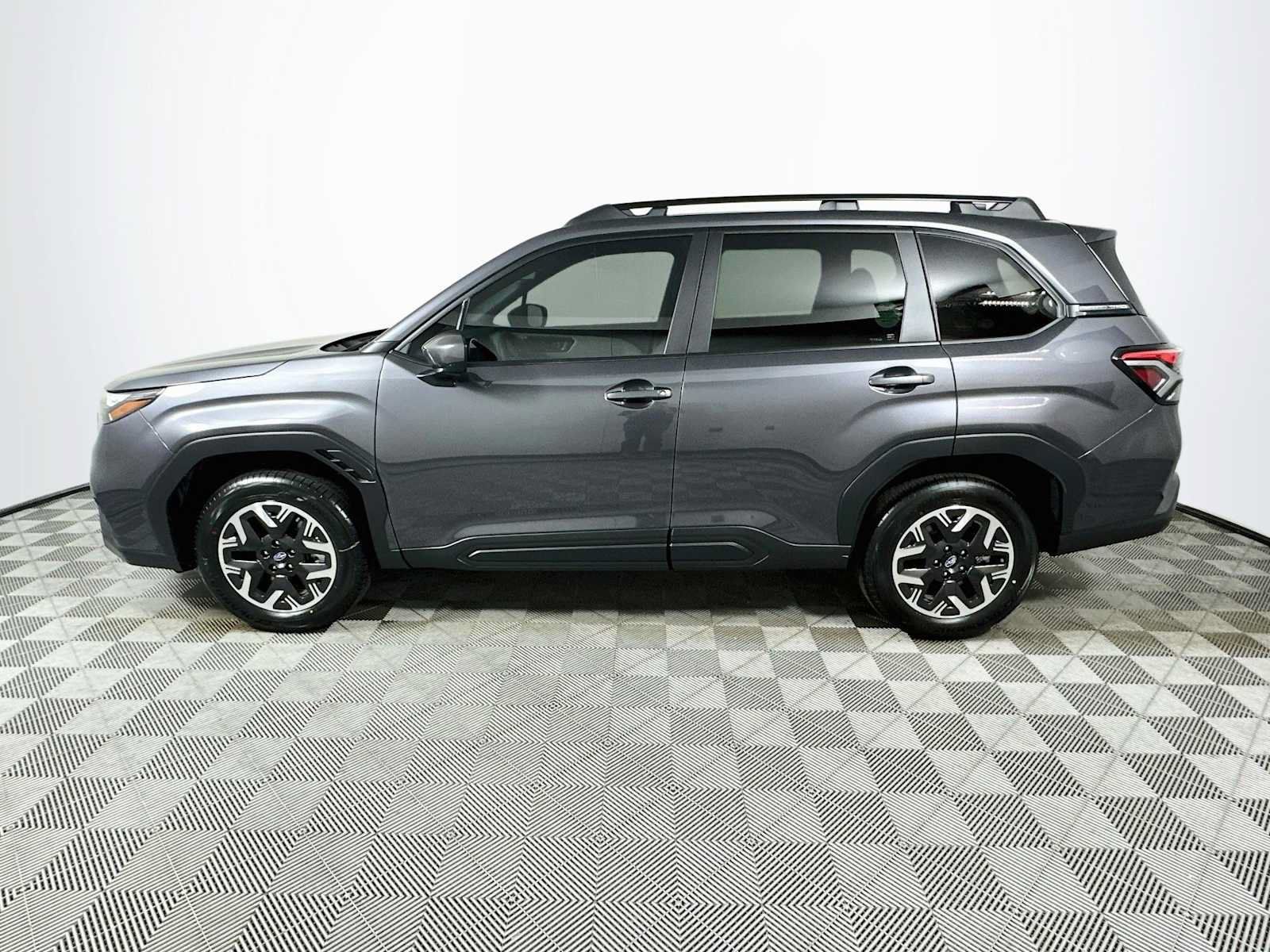 Certified 2026 Subaru Forester Premium AWD/4WD image 4