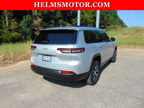 Certified 2024 Jeep Grand Cherokee L Limited RWD image 13