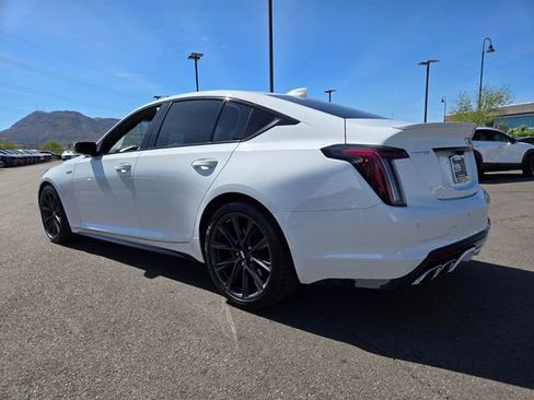 Used 2023 Cadillac CT5 V image 4