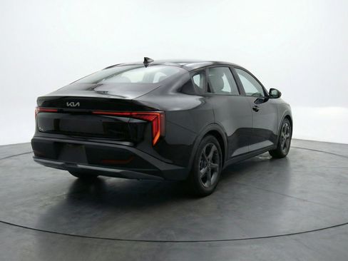 Used 2025 Kia K4 FWD image 9
