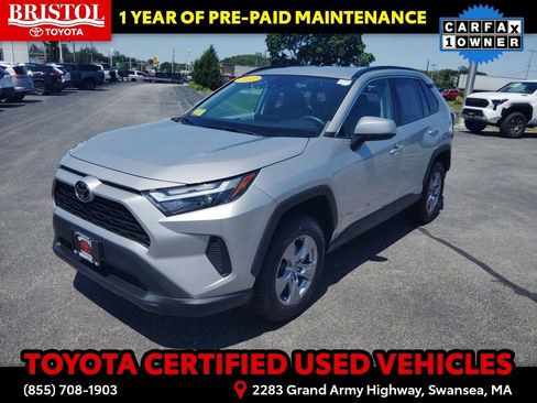 Certified 2022 Toyota RAV4 XLE AWD/4WD image 4