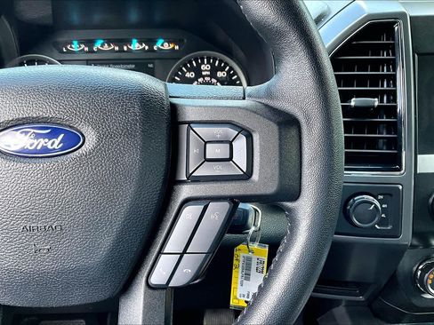 Used 2020 Ford F150 XLT w/ Equipment Group 302A Luxury AWD/4WD image 25
