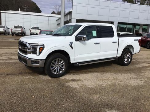 Used 2026 Ford F150 Lariat w/ Equipment Group 501A Mid AWD/4WD image 2