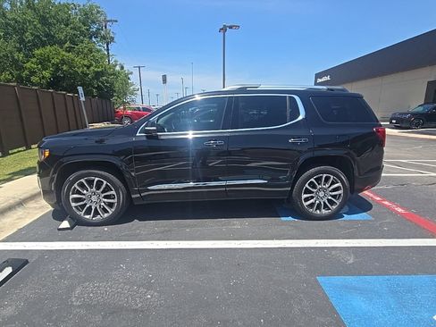 Used 2023 GMC Acadia Denali w/ Denali Ultimate Package FWD image 4