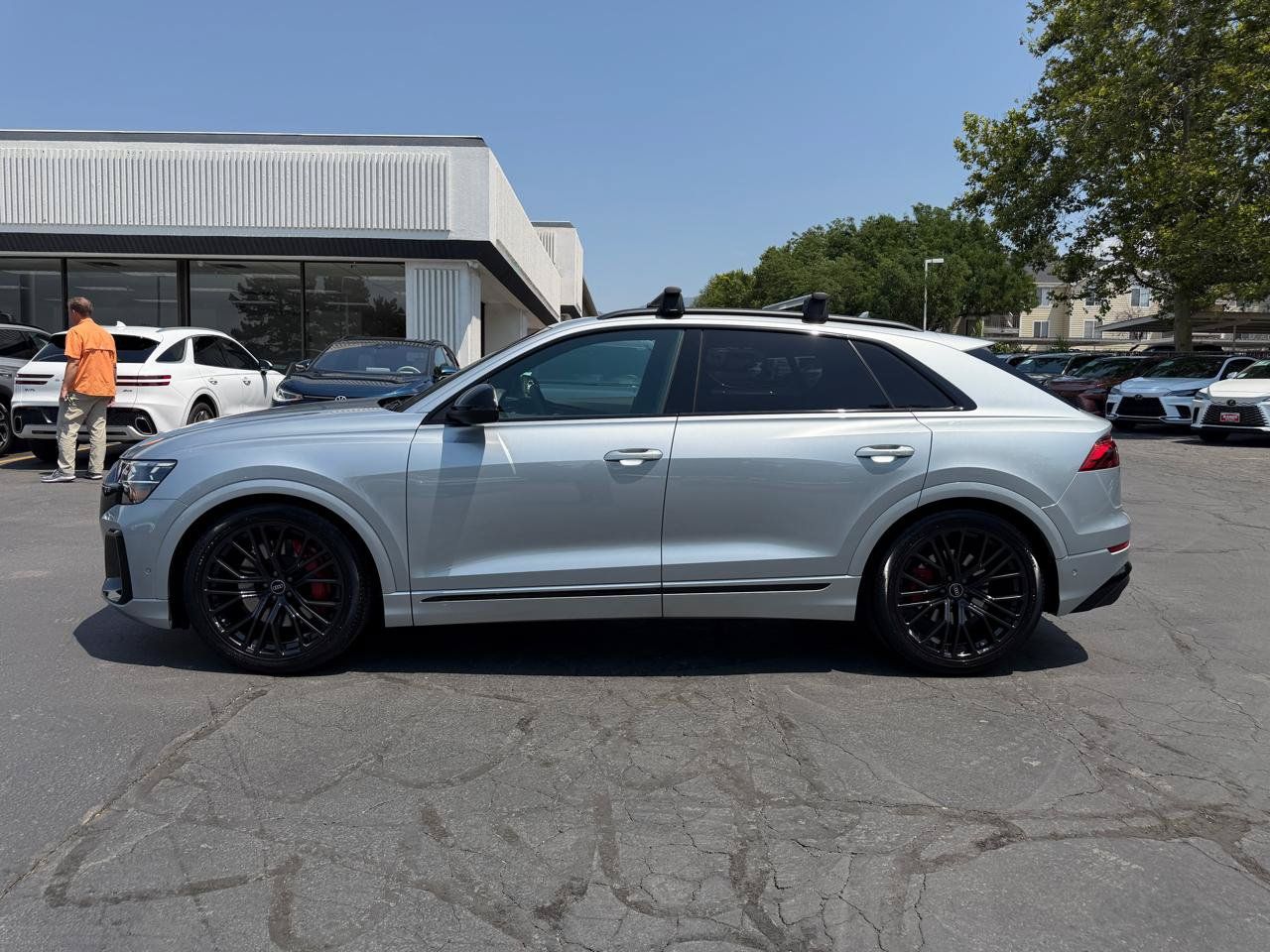 Used 2024 Audi SQ8 Prestige w/ Prestige Package AWD/4WD image 16