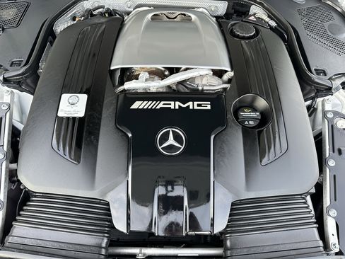 Used 2022 Mercedes-Benz SL 63 AMG 4MATIC image 31