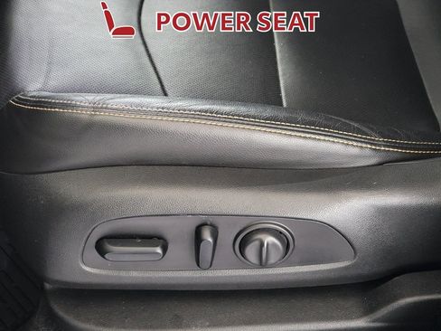 Used 2021 GMC Terrain SLT image 14