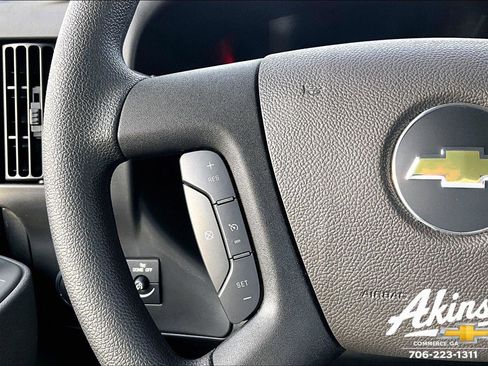 New 2025 Chevrolet Express 2500 image 7