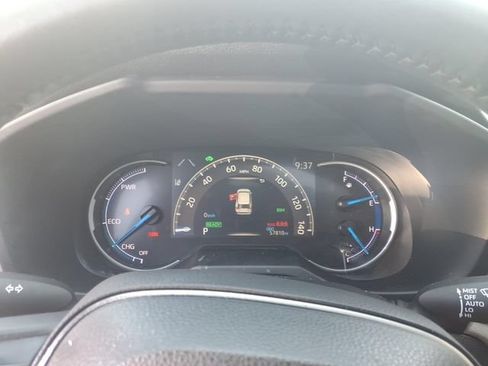 Used 2022 Toyota RAV4 Limited AWD/4WD image 19