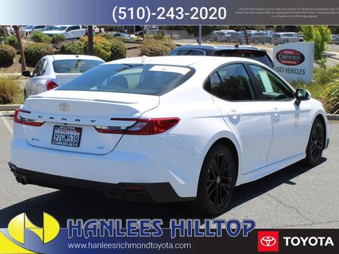 Certified 2025 Toyota Camry SE w/ Convenience Package image 7