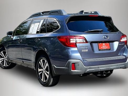 Used 2018 Subaru Outback 2.5i Limited AWD/4WD image 4