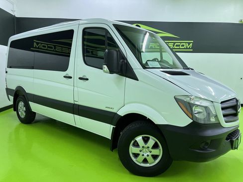 Used 2016 Mercedes-Benz Sprinter 2500 image 1