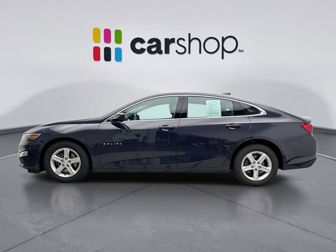 Used 2025 Chevrolet Malibu LS image 2