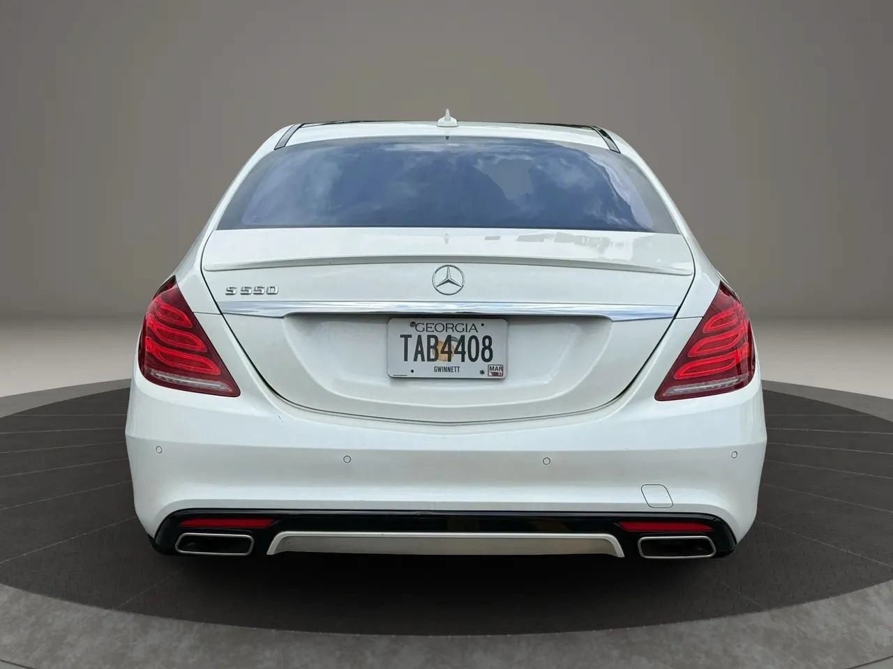 Used 2015 Mercedes-Benz S 550 Sedan image 6