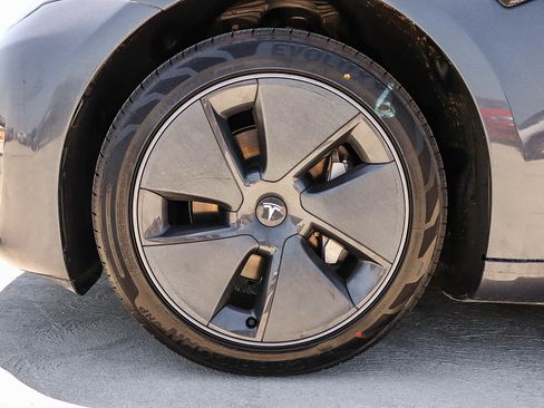 Used 2023 Tesla Model 3 Standard Range RWD image 11