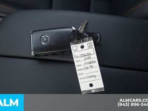 Used 2025 MAZDA CX-50 AWD 2.5 Hybrid w/ Premium Pkg image 18