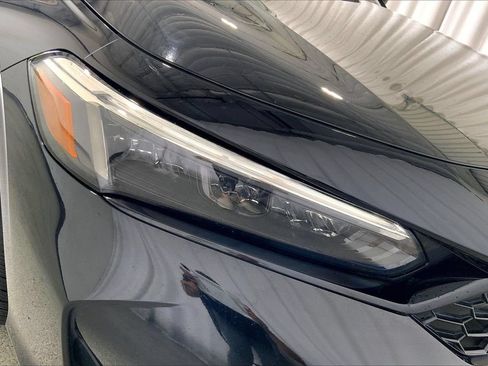 Used 2025 Honda Civic Sport image 28