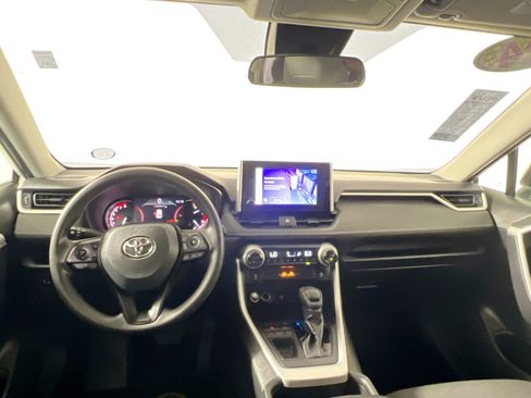 Used 2024 Toyota RAV4 XLE image 29