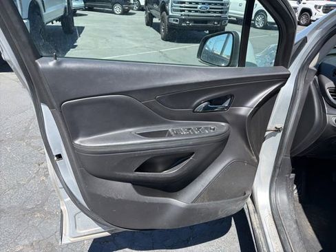 Used 2018 Buick Encore Preferred FWD image 18