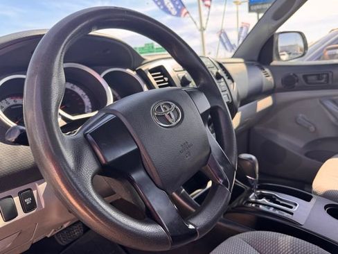 Used 2012 Toyota Tacoma 4x4 Regular Cab image 36