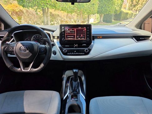 Used 2020 Toyota Corolla SE FWD image 13