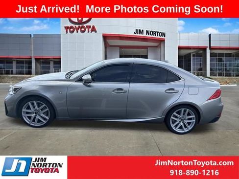 Used 2020 Lexus IS 300 F Sport w/ F Sport Package RWD image 5