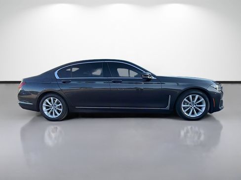 Used 2020 BMW 740i w/ Cold Weather Package RWD image 2