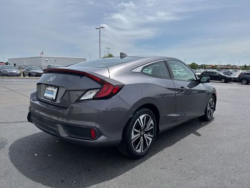 Certified 2018 Honda Civic EX-T image 6