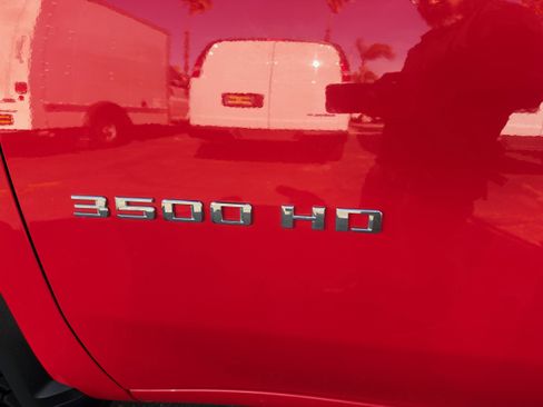 Used 2024 Chevrolet Silverado 3500 LT w/ Convenience Package image 44