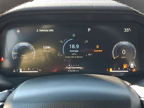 Used 2023 Jeep Grand Cherokee Limited image 25