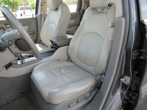 Used 2014 GMC Acadia SLT AWD/4WD image 20