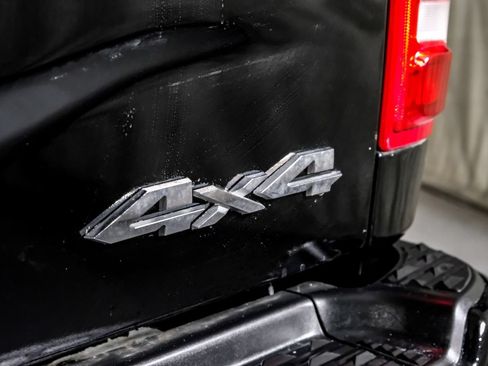Used 2024 RAM 3500 Laramie AWD/4WD image 46