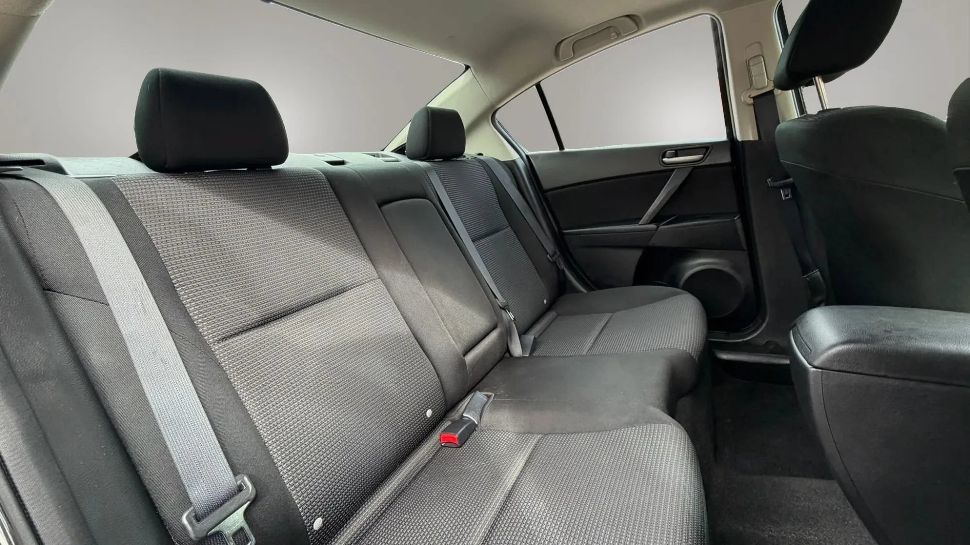 Used 2012 MAZDA MAZDA3 i Touring FWD image 15