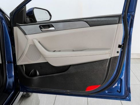 Used 2018 Hyundai Sonata SE FWD image 40