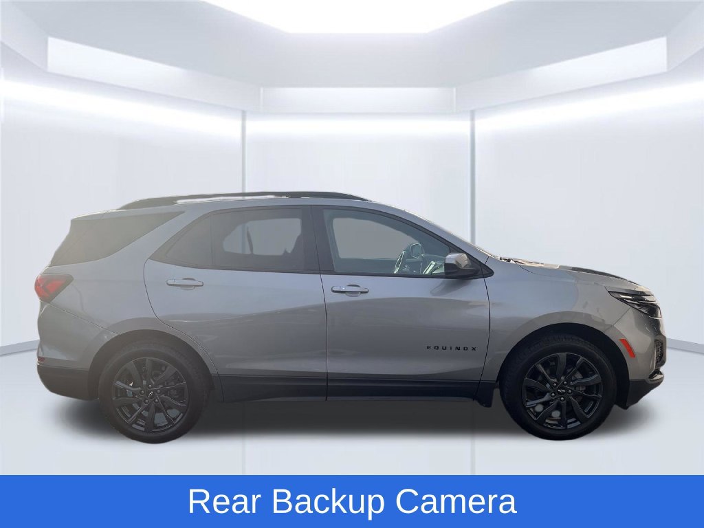 Used 2023 Chevrolet Equinox RS w/ LPO, Floor Liner Package AWD/4WD image 7