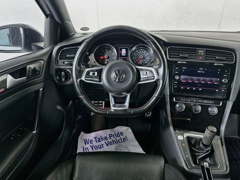 Used 2018 Volkswagen GTI SE w/ SE Leather Package FWD image 21