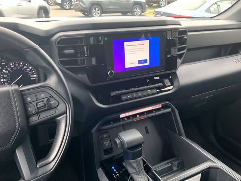 New 2026 Toyota Tundra SR image 6