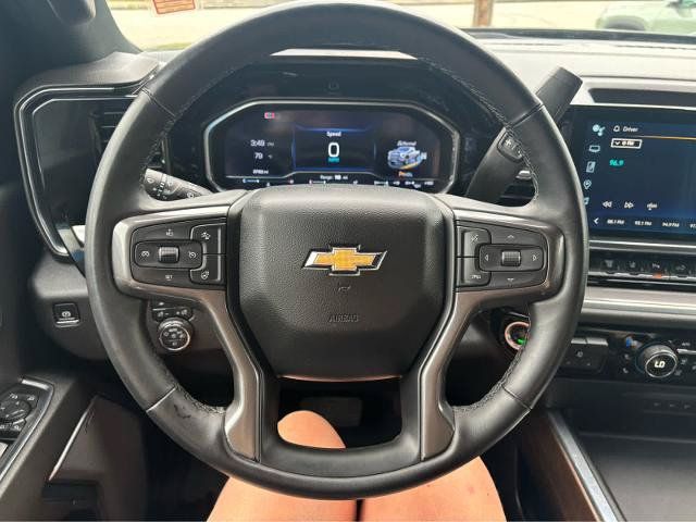 Used 2024 Chevrolet Silverado 3500 High Country w/ Technology Package AWD/4WD image 18