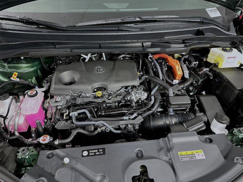 New 2026 Toyota Sienna XLE image 33