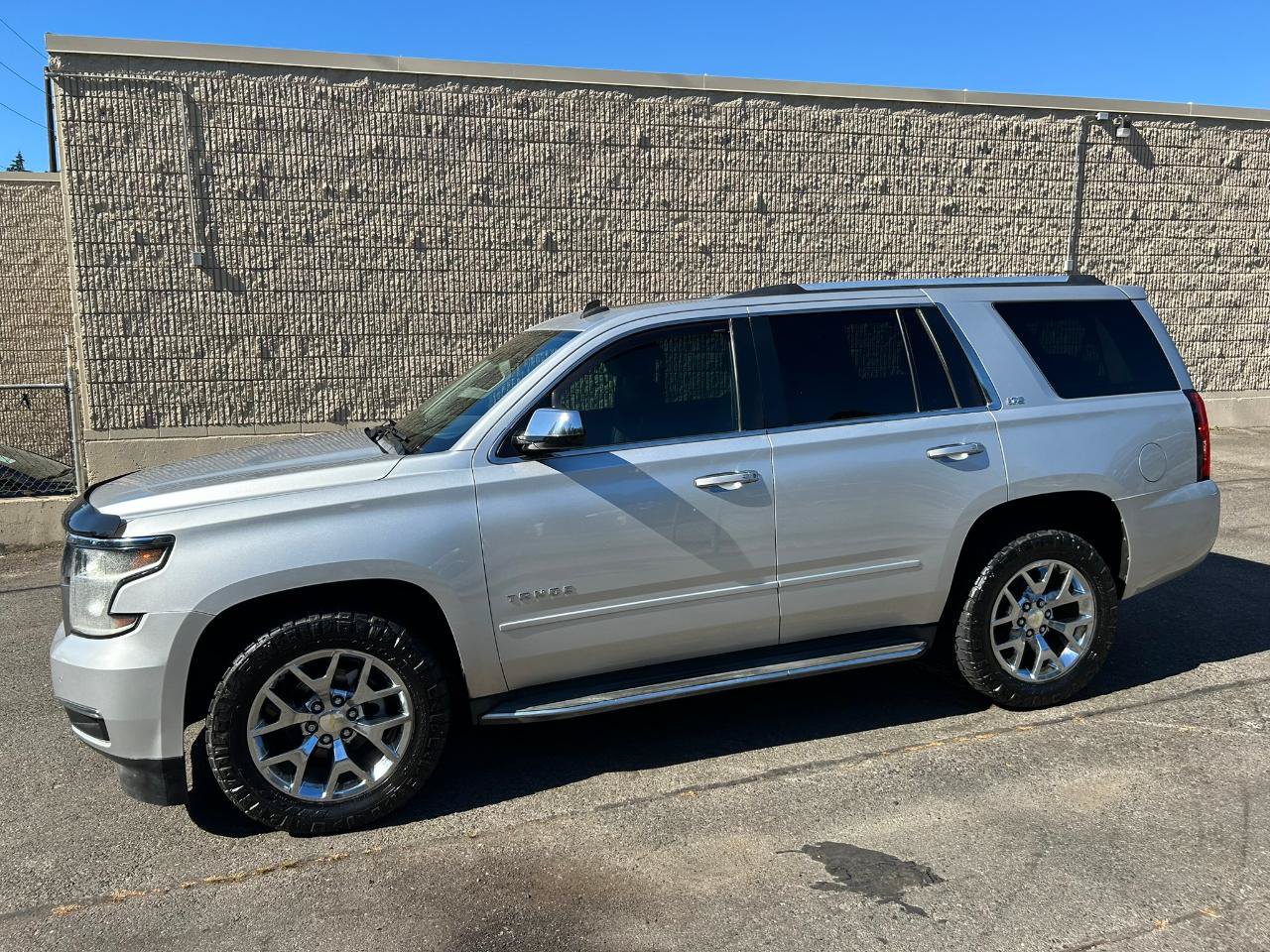 Used 2015 Chevrolet Tahoe LTZ w/ Max Trailering Package AWD/4WD image 8