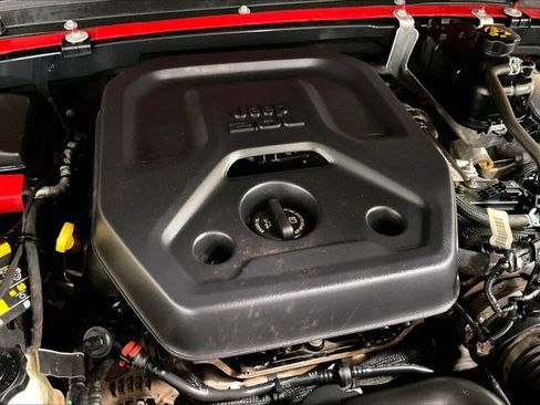Used 2023 Jeep Wrangler Unlimited Sport AWD/4WD image 31
