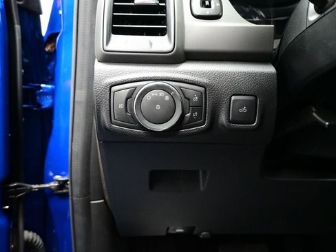 Used 2019 Ford Ranger XL w/ Equipment Group 101A Mid RWD image 11