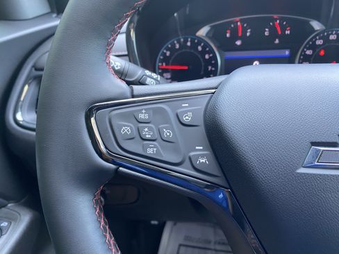 Used 2024 Chevrolet Equinox RS w/ RS Leather Package FWD image 19