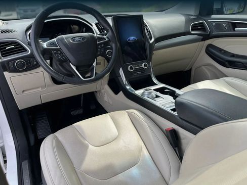 Used 2021 Ford Edge Titanium w/ Equipment Group 301A image 6