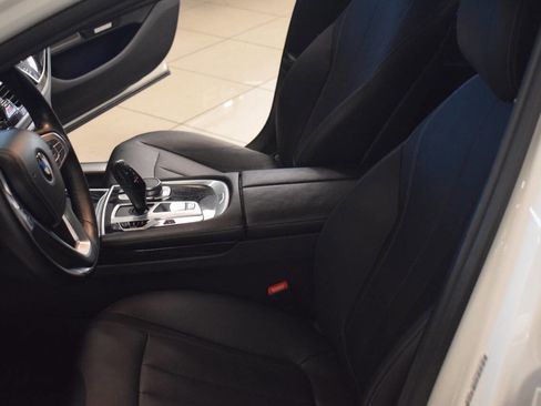 Used 2016 BMW 740i image 60