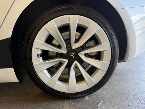 Used 2023 Tesla Model 3 Standard Range RWD image 32